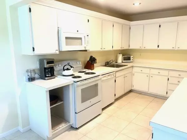 Boynton Beach, FL 33436,19 Westgate LN F