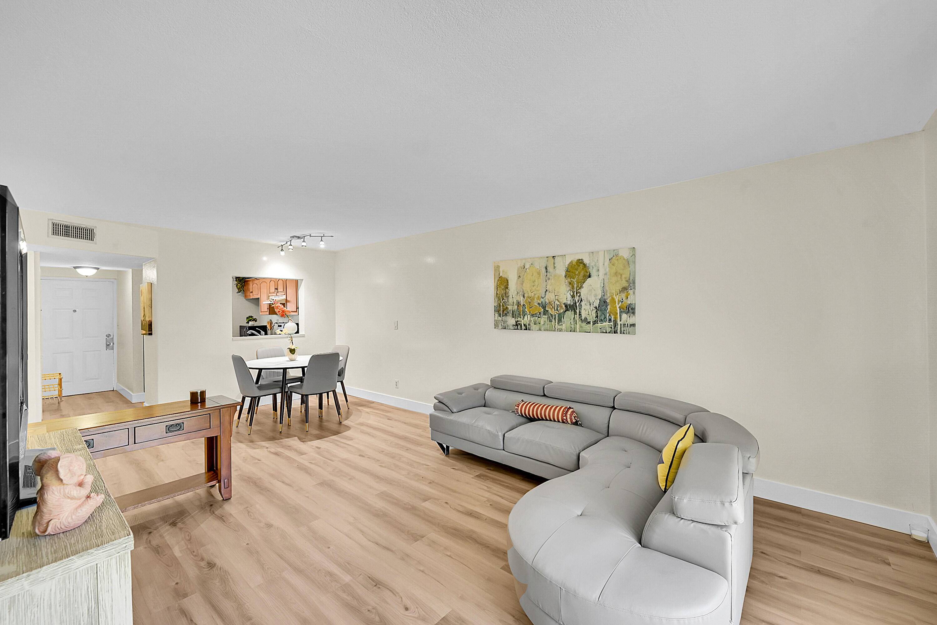 Boca Raton, FL 33428,9503 Boca Cove CIR Furnished