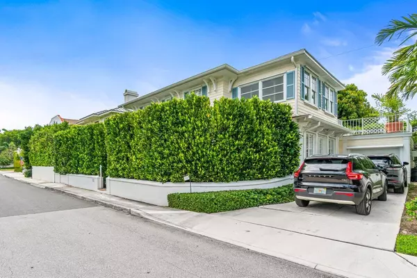 Palm Beach, FL 33480,263 Park AVE