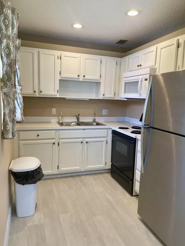 Stuart, FL 34994,1225 NW 21st ST 3210