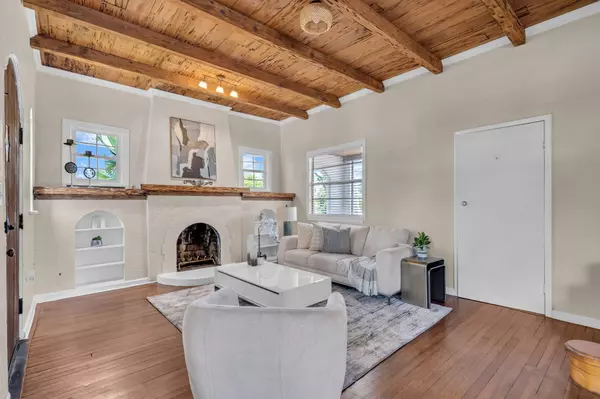 Lake Park, FL 33403,359 Greenbriar A DR