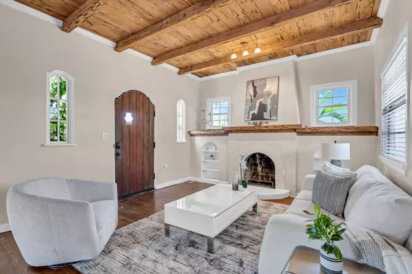 Lake Park, FL 33403,359 Greenbriar A DR