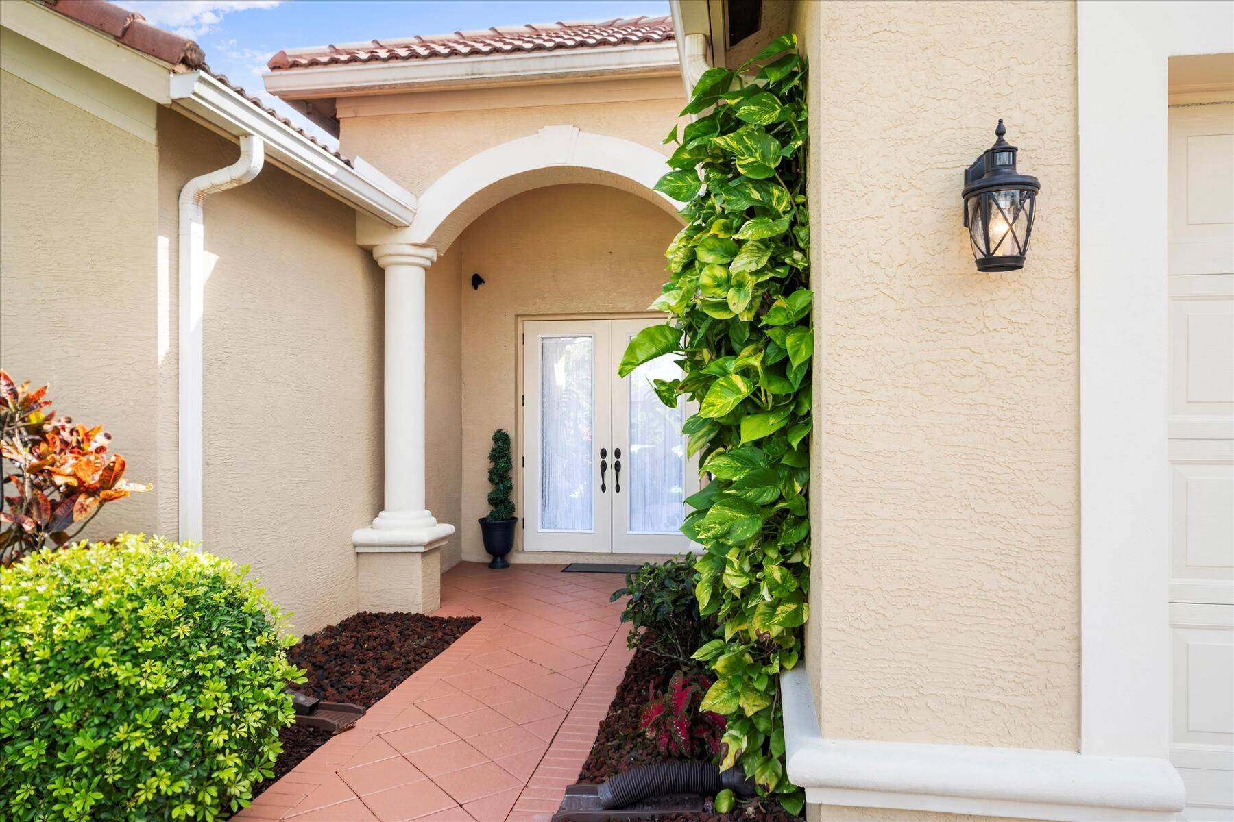 Saint Lucie West, FL 34986,409 SW Crabapple CV