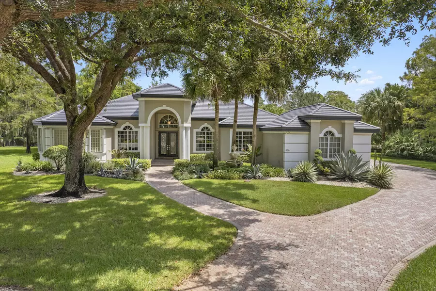 856 Forest Glen LN, Wellington, FL 33414