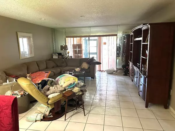 Boca Raton, FL 33433,21848 Arriba Real A
