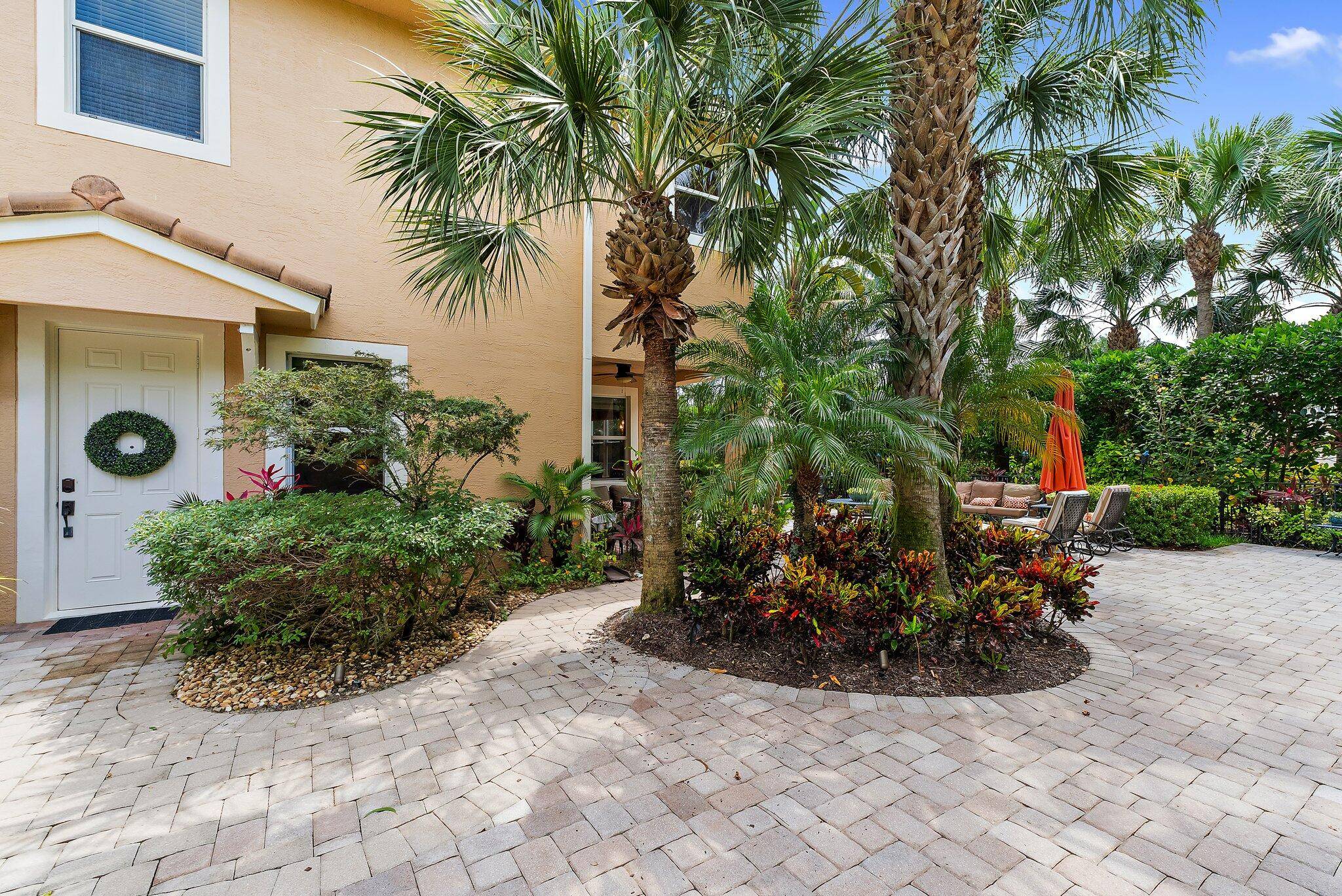 4851 Cadiz CIR, Palm Beach Gardens, FL 33418