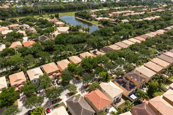 West Palm Beach, FL 33409,4462 Lake Tahoe CIR