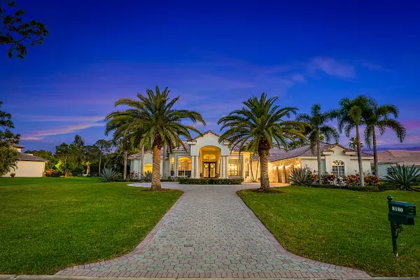Palm Beach Gardens, FL 33412,8180 Woodsmuir DR