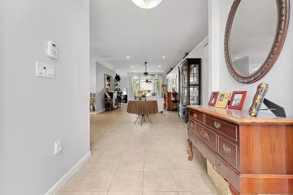 Royal Palm Beach, FL 33411,2111 Bellcrest Court CT