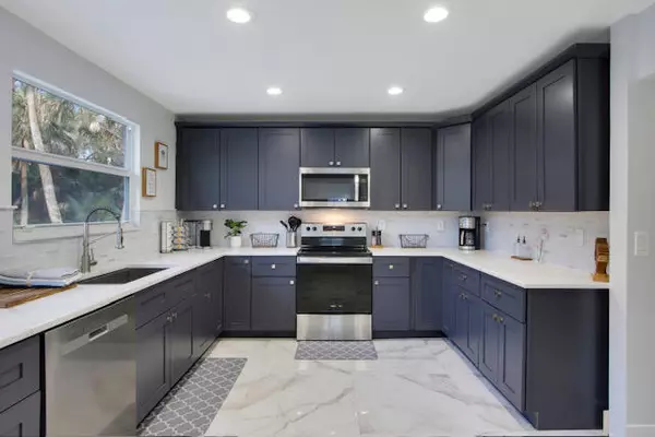 Palm Beach Gardens, FL 33418,8397 N 159th CT