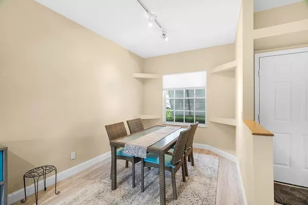 Vero Beach, FL 32962,1810 Hawthorne DR