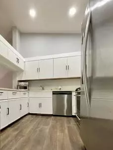 Deerfield Beach, FL 33442,306 Republic CT