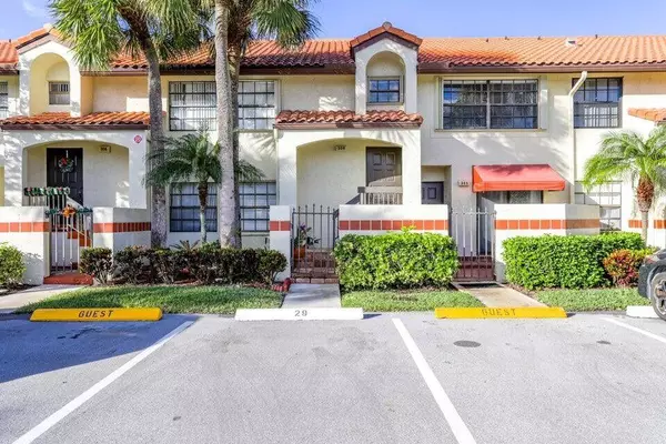 306 Republic CT, Deerfield Beach, FL 33442