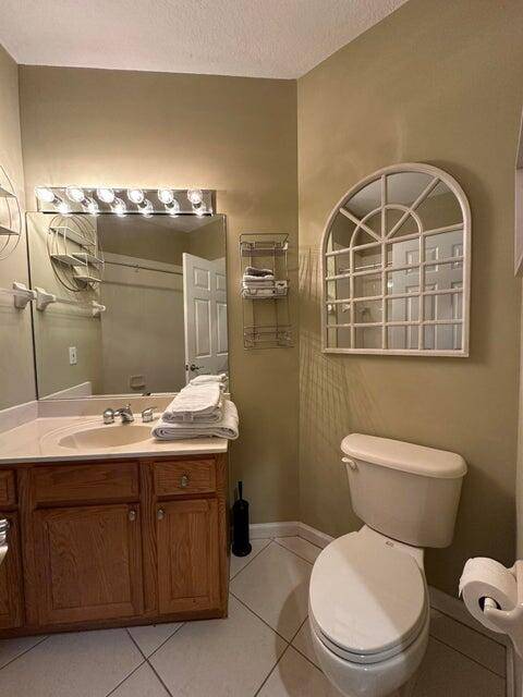 Port Saint Lucie, FL 34986,8278 Mulligan CIR B