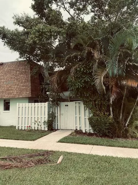 Delray Beach, FL 33445,2010 SW 29th 3c CT 3c