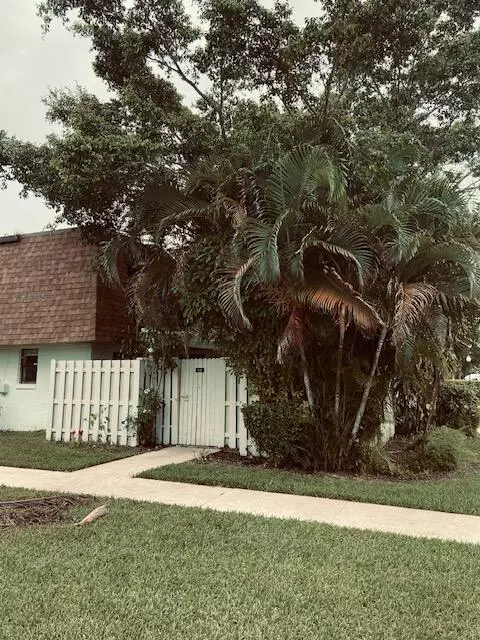 Delray Beach, FL 33445,2010 SW 29th 3c CT 3c