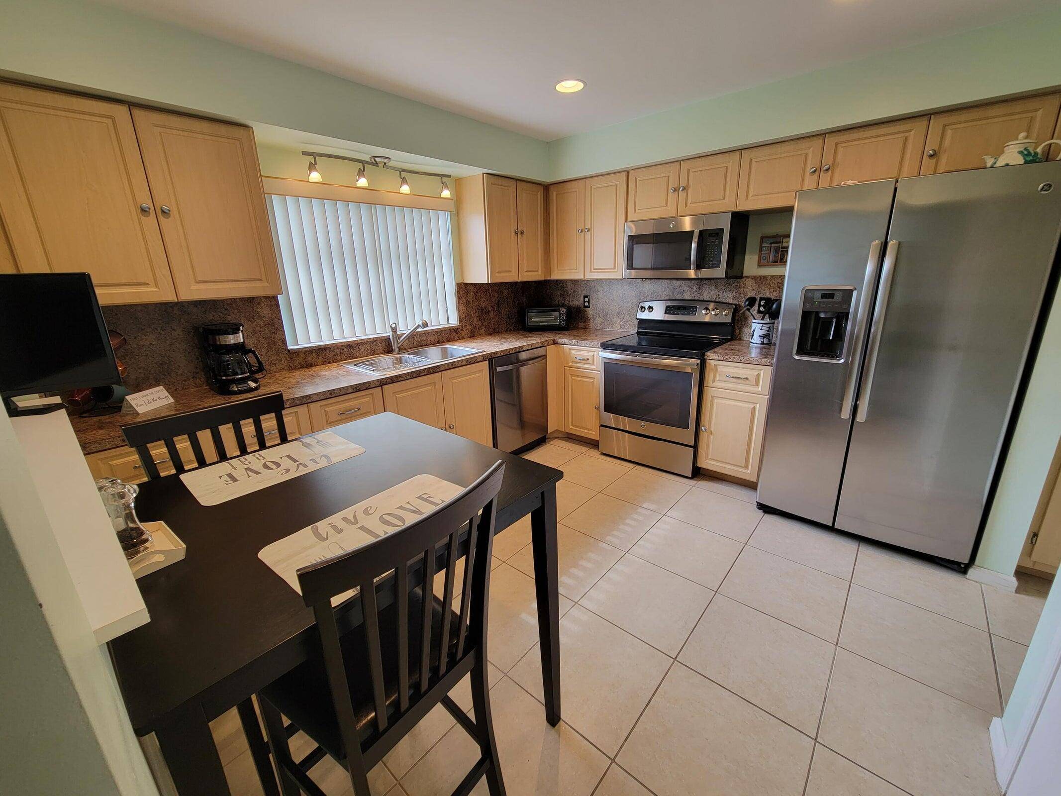 4941 Dovewood RD A, Boynton Beach, FL 33436
