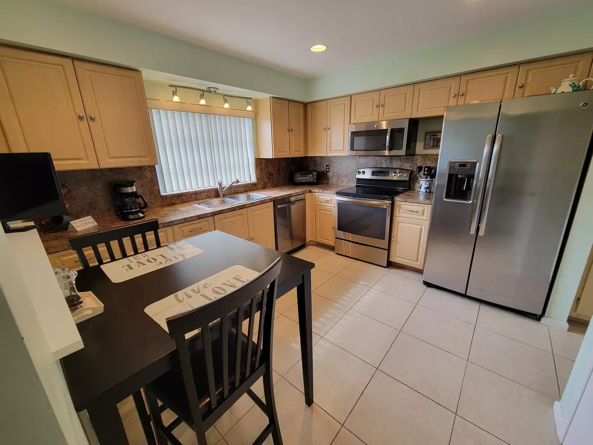 Boynton Beach, FL 33436,4941 Dovewood RD A