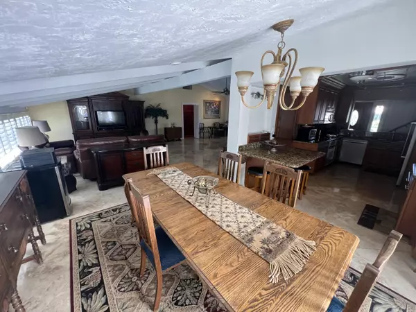 Fort Lauderdale, FL 33305,2500 NE 26 AVE