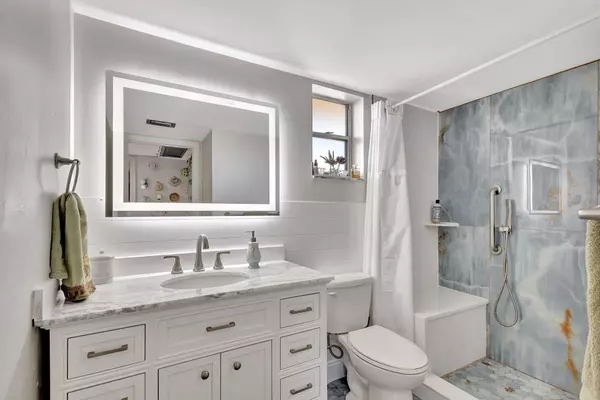 Lake Worth, FL 33461,2812 S Garden DR 308