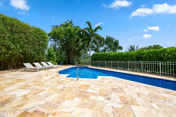 Boca Raton, FL 33496,5600 E Regency CIR