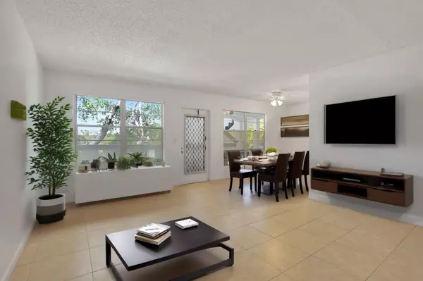 Deerfield Beach, FL 33442,3034 Oakridge D