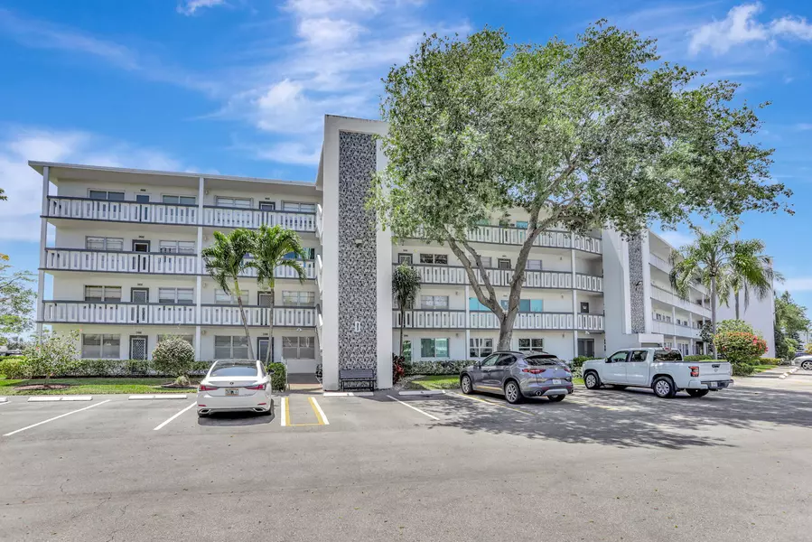 3034 Oakridge D, Deerfield Beach, FL 33442