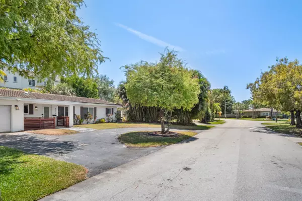 Oakland Park, FL 33334,4010 NE 18th AVE