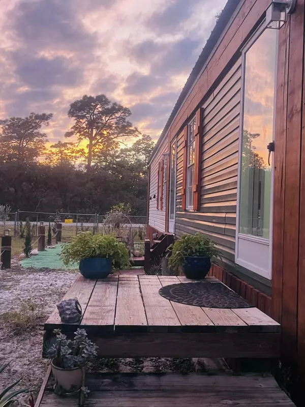 Okeechobee, FL 34972,32212 NE 4th DR