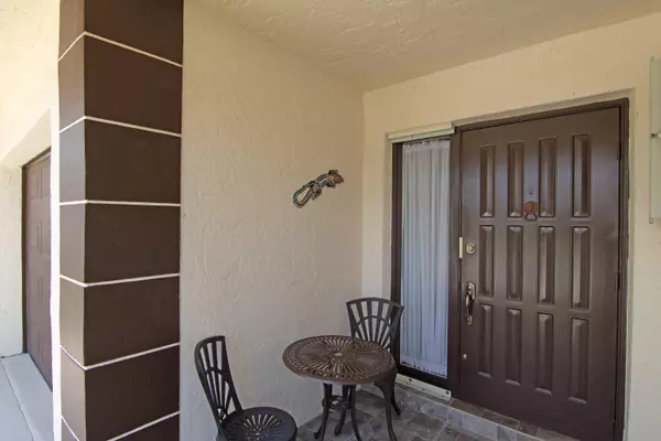Greenacres, FL 33463,6223 Red Cedar CIR