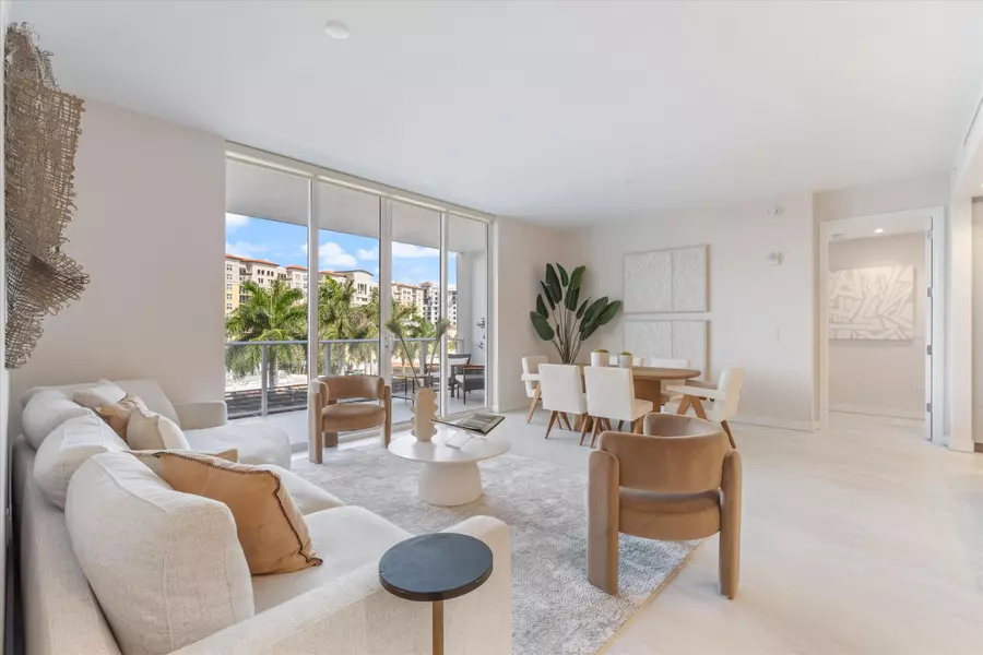 220 SE Mizner BLVD 404, Boca Raton, FL 33432