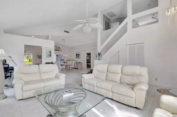 Greenacres, FL 33413,120 Hammocks CT