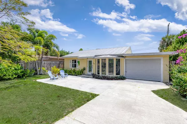 North Palm Beach, FL 33408,1940 Doffer LN