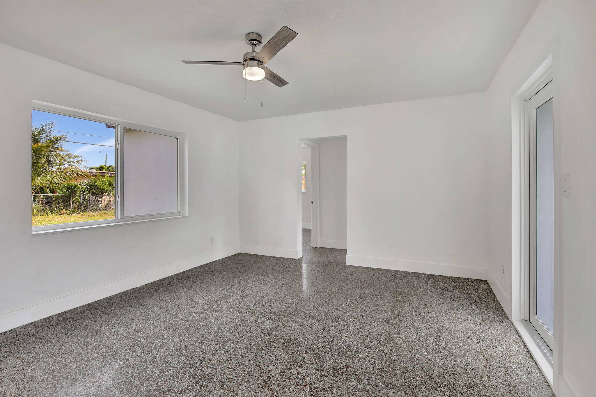 Miramar, FL 33023,6427 SW 20 ST