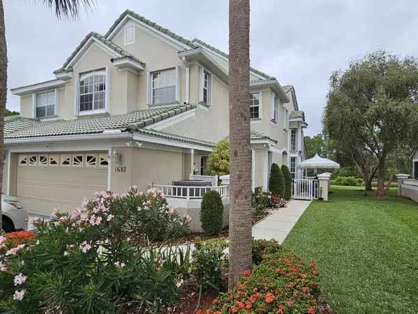 1687 SW Harbour Isles CIR, Port Saint Lucie, FL 34986