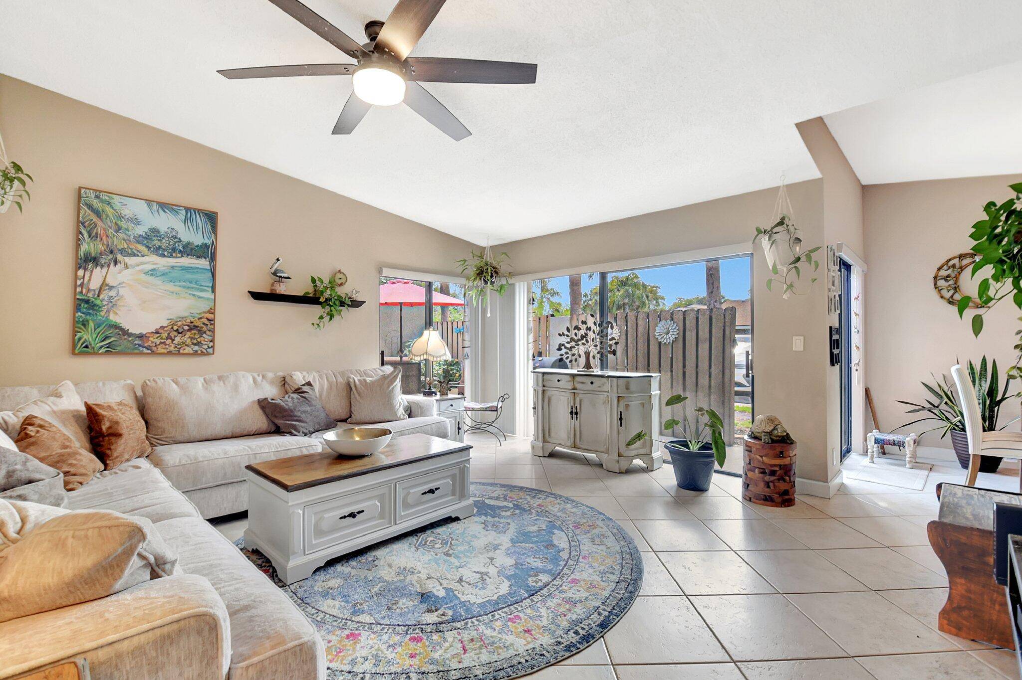 Boynton Beach, FL 33436,312 Meadows DR