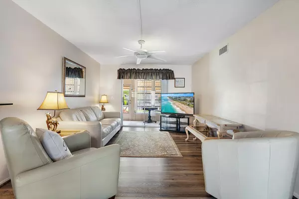 Boynton Beach, FL 33435,2164 NE 1st WAY 102