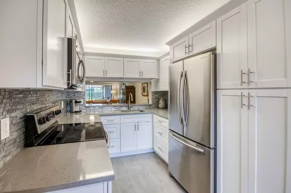 Jupiter, FL 33458,901 Pinecrest CIR E