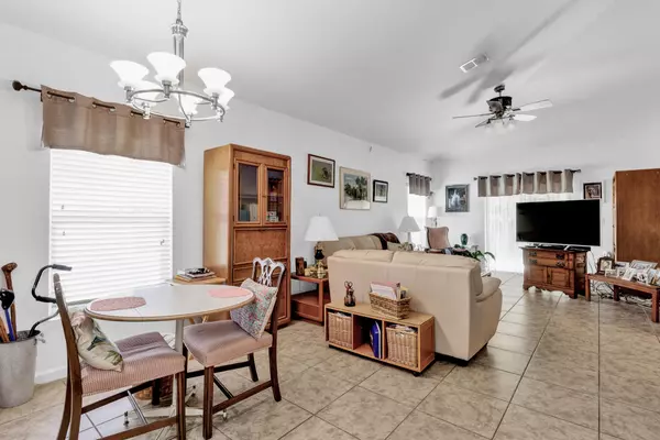 Sebastian, FL 32958,107 Carlisle WAY