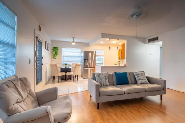 313 Burgundy G, Delray Beach, FL 33484