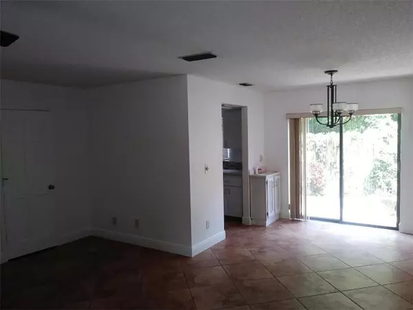 Vero Beach, FL 32960,1055 6th AVE A3