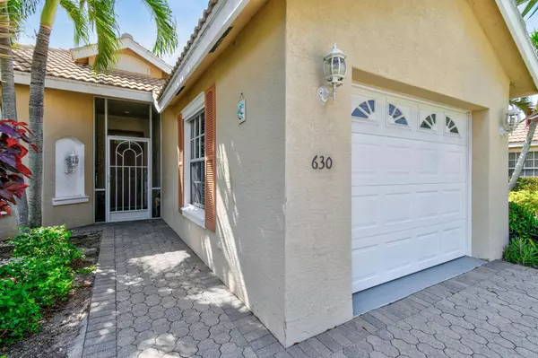 Port Saint Lucie, FL 34953,630 SW Treasure CV