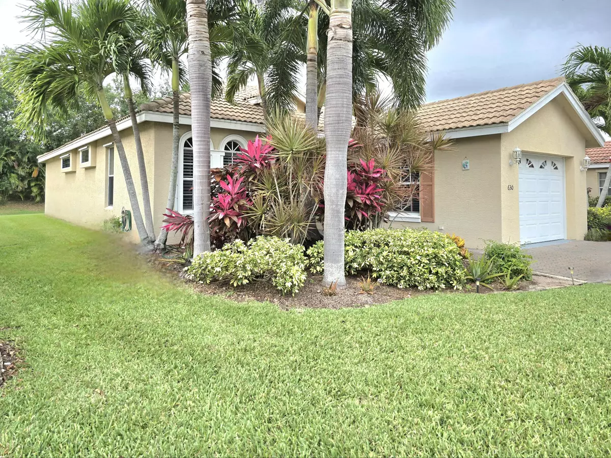 Port Saint Lucie, FL 34953,630 SW Treasure CV