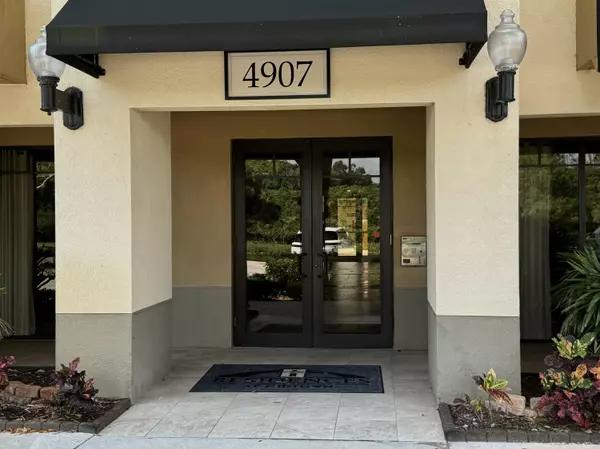 Palm Beach Gardens, FL 33418,4907 Midtown LN 1415