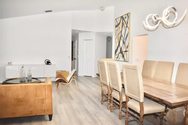 Boynton Beach, FL 33437,5243 Europa O DR O