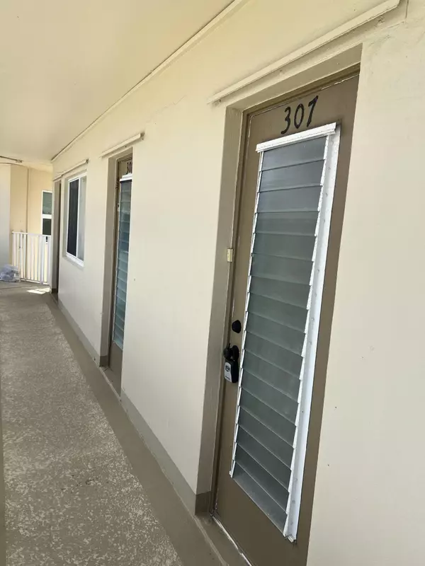 Riviera Beach, FL 33404,3600 N Ocean DR 307