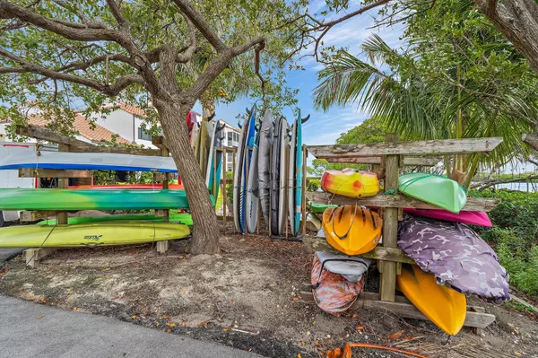 Tequesta, FL 33469,100 Waterway RD E305