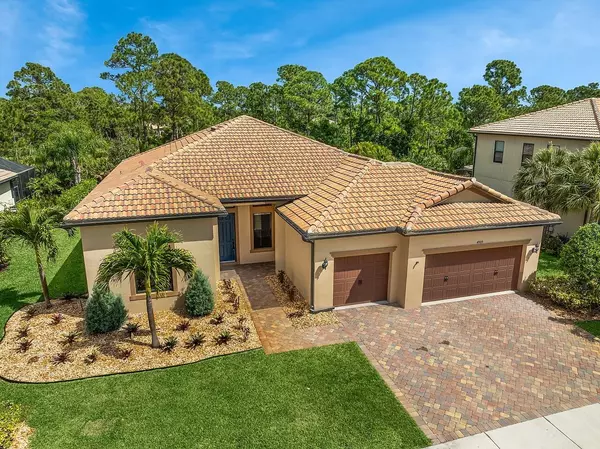 4909 SW Gossamer CIR, Palm City, FL 34990