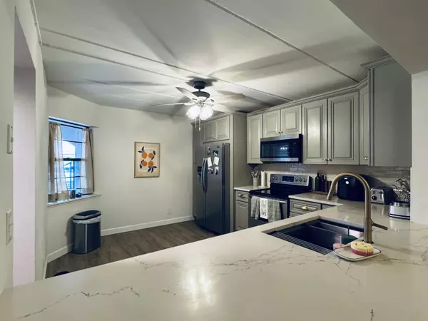 Wellington, FL 33414,12260 Sag Harbor CT 7
