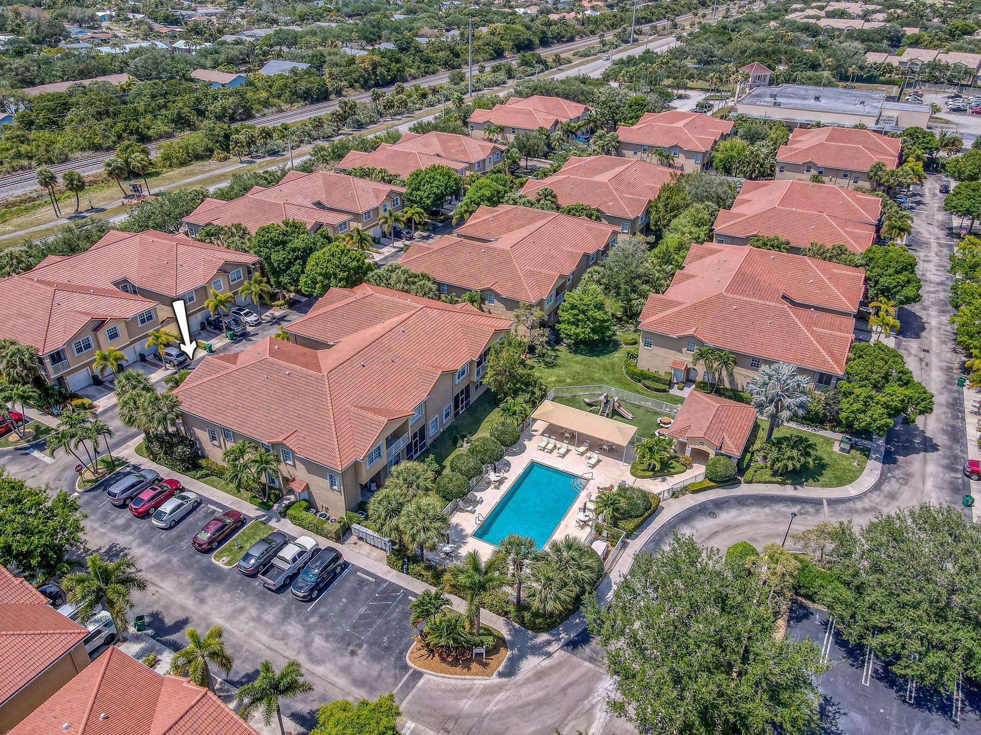 Tequesta, FL 33469,112 Lighthouse CIR J